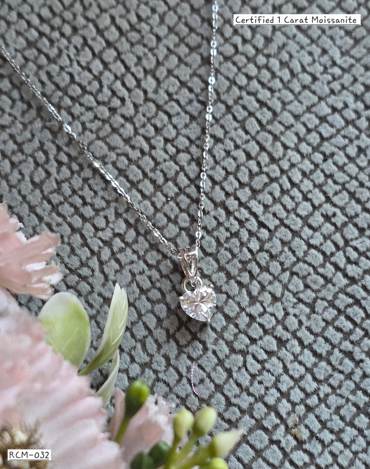 RCM 032 | MOISSANITE PENDENT AND CHAIN SET