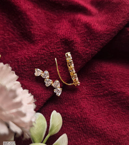 SST 572 | LUXURY CRYSTAL HEART AND BAGUETTE EAR CUFF