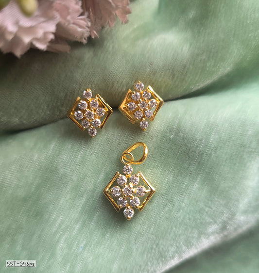 SST 546PS | PENDENT AND EARRINGS SET