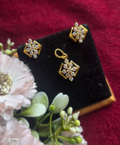 SST 546PS | PENDENT AND EARRINGS SET