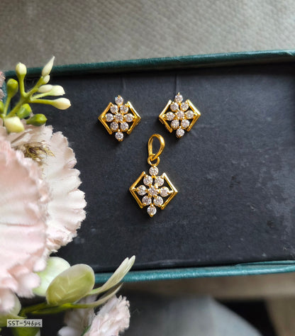 SST 546PS | PENDENT AND EARRINGS SET