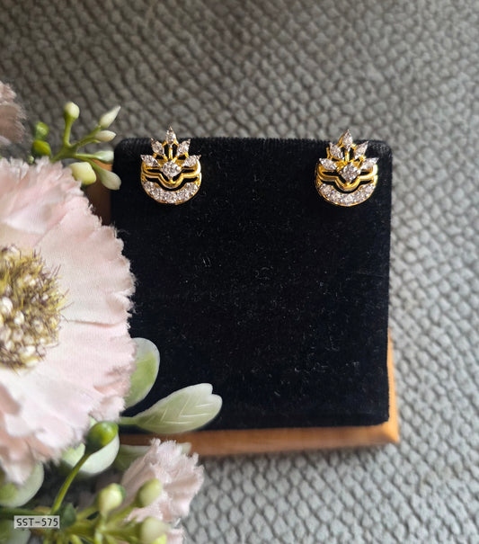 SST 575 | ROYAL CRESCENT DIAMOND-INSPIRED STUD EARRINGS