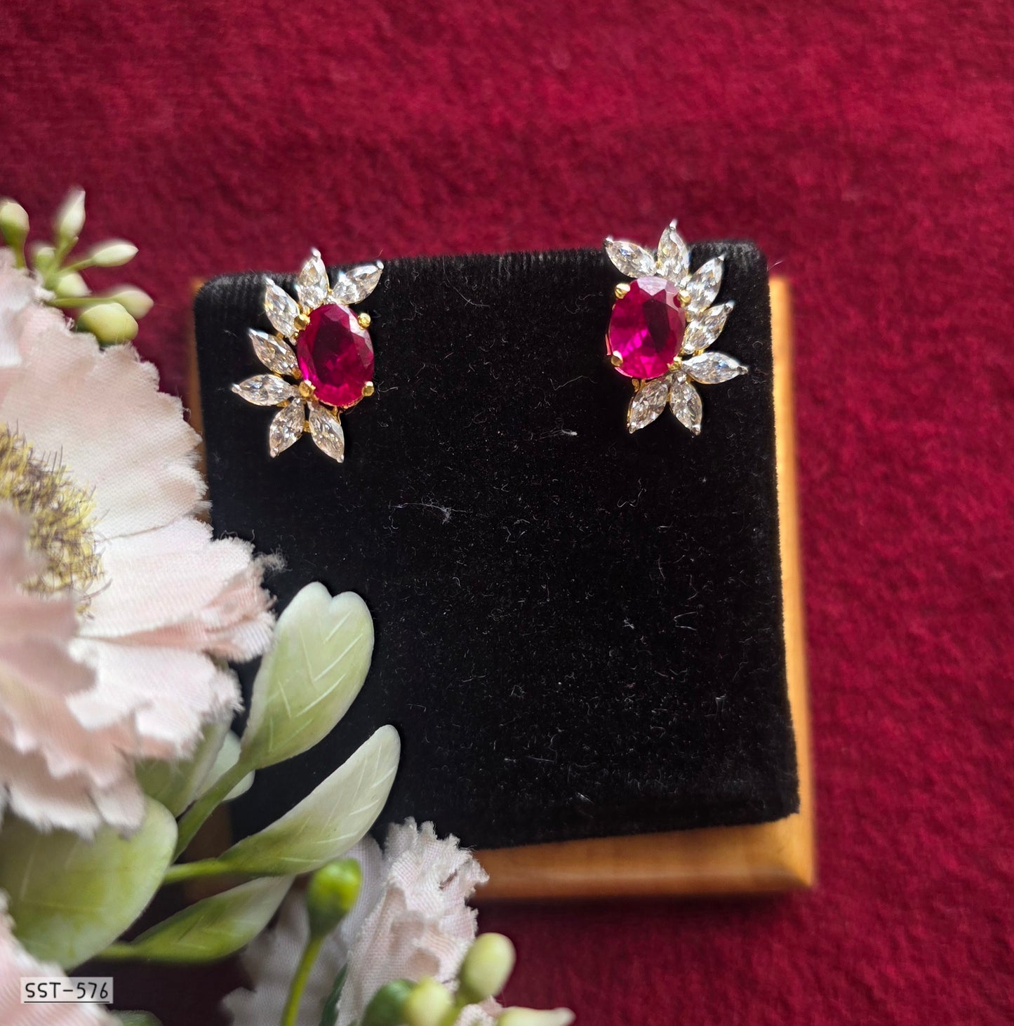 SST 576 | RADIANT BLOOM STATEMENT STUD EARRINGS
