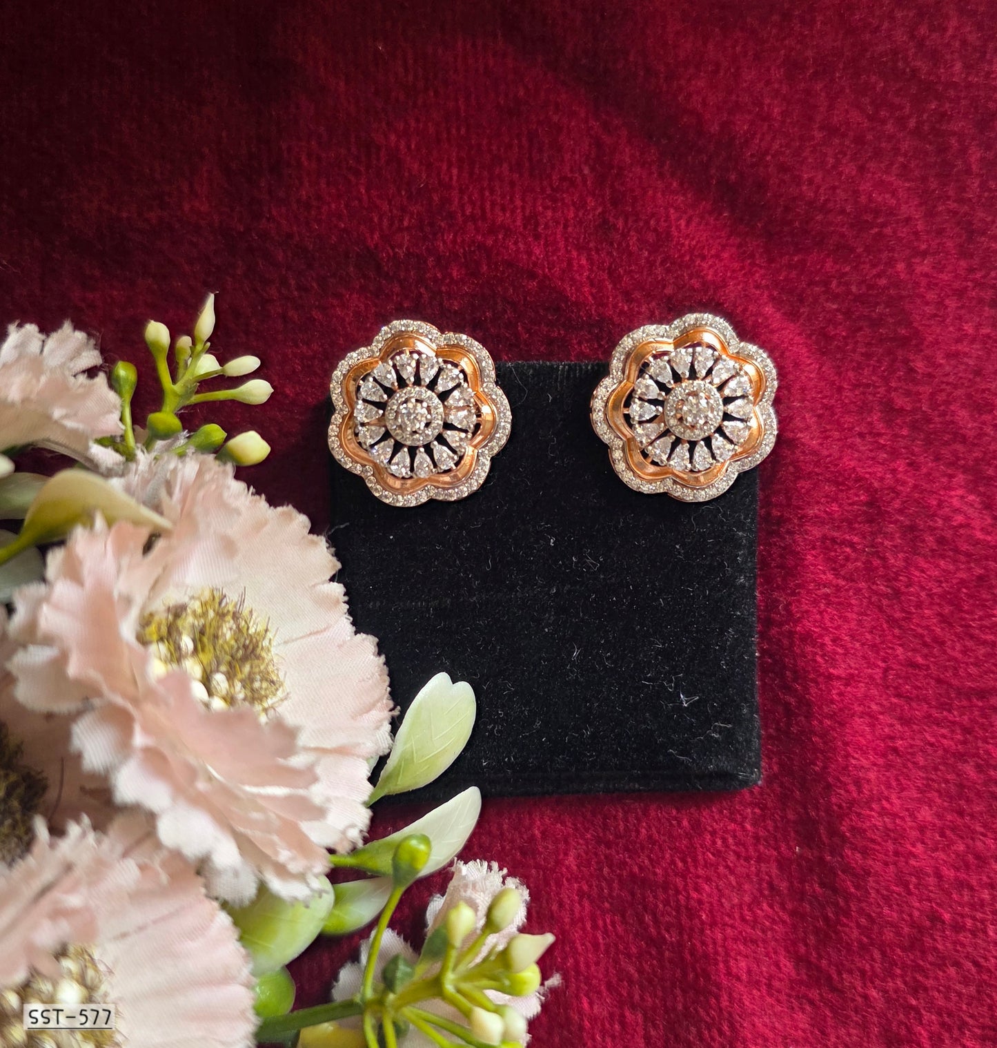 SST 577 | ROSE GOLD FLORAL EARRING