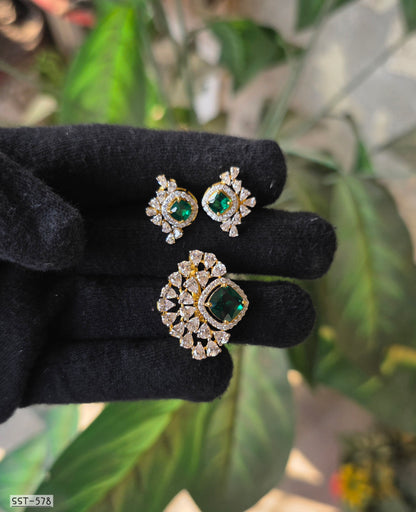 SST 578 | EMERALD GREEN STATEMENT JEWELRY SET WITH DIAMOND HALO