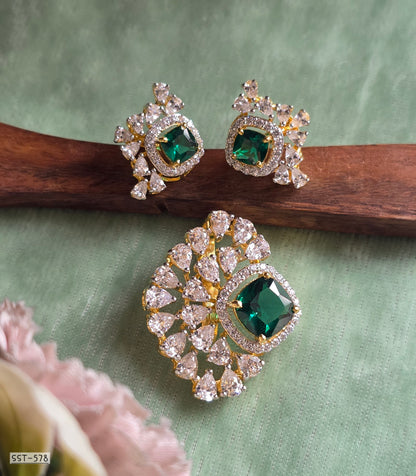 SST 578 | EMERALD GREEN STATEMENT JEWELRY SET WITH DIAMOND HALO