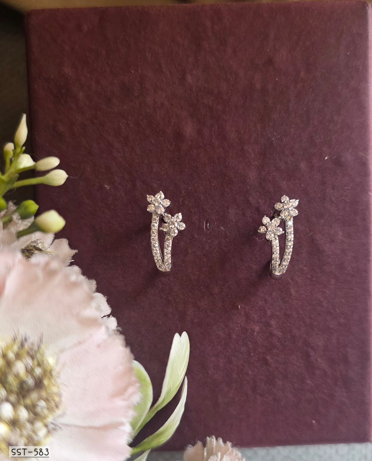 SST 583 | BLOOMING BRILLIANCE CRYSTAL ACCENT EARRINGS