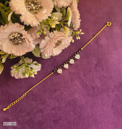 SST 584 | HEART CHARM HAND MANGALSUTRA