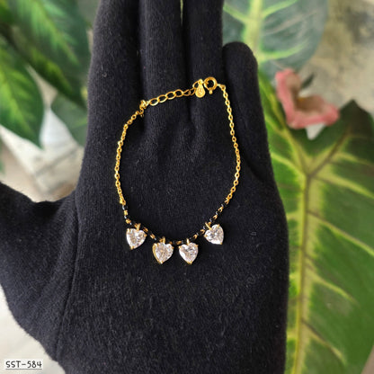 SST 584 | HEART CHARM HAND MANGALSUTRA
