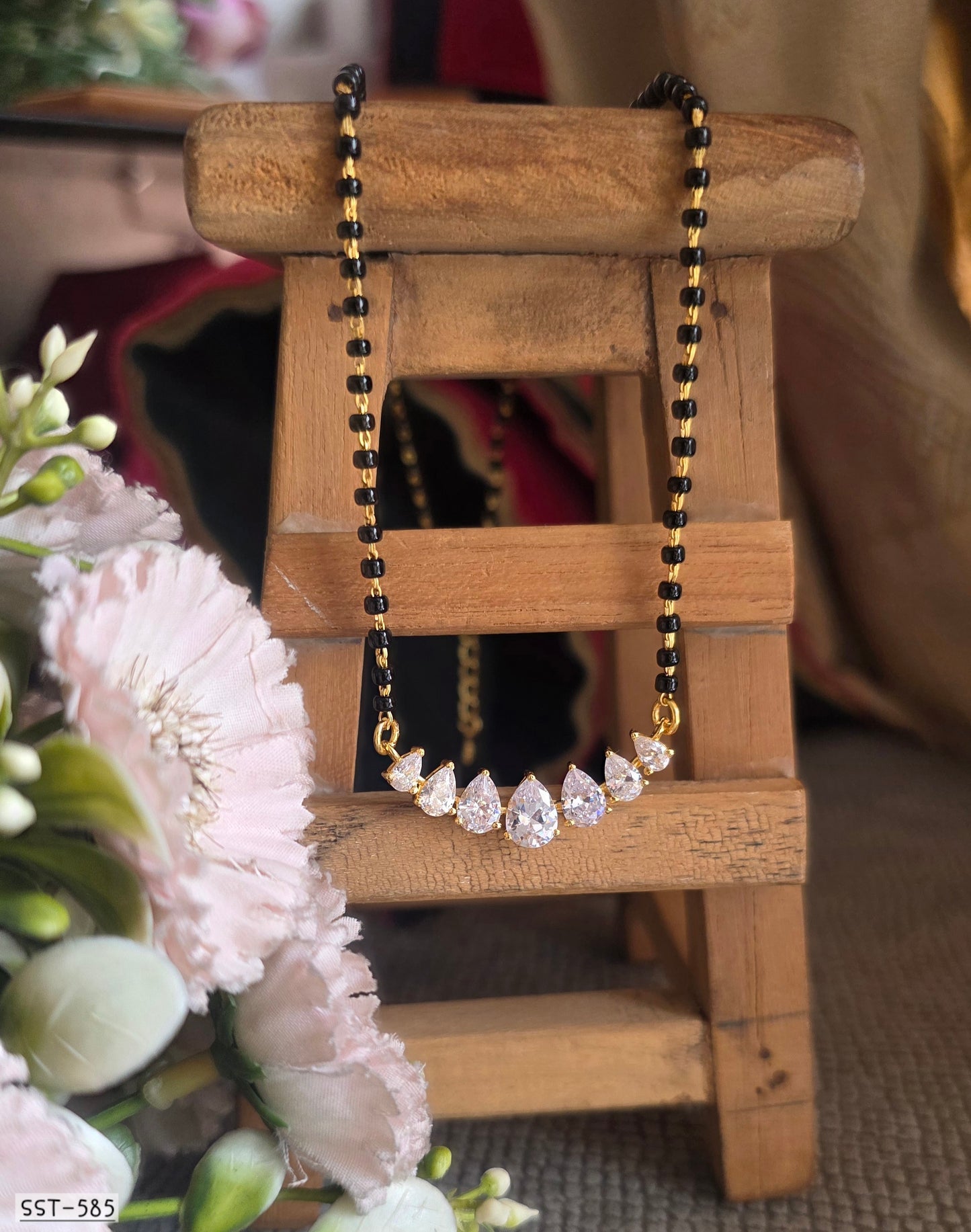 SST 585 | RADIANT TEARDROP CRYSTAL MANGALSUTRA