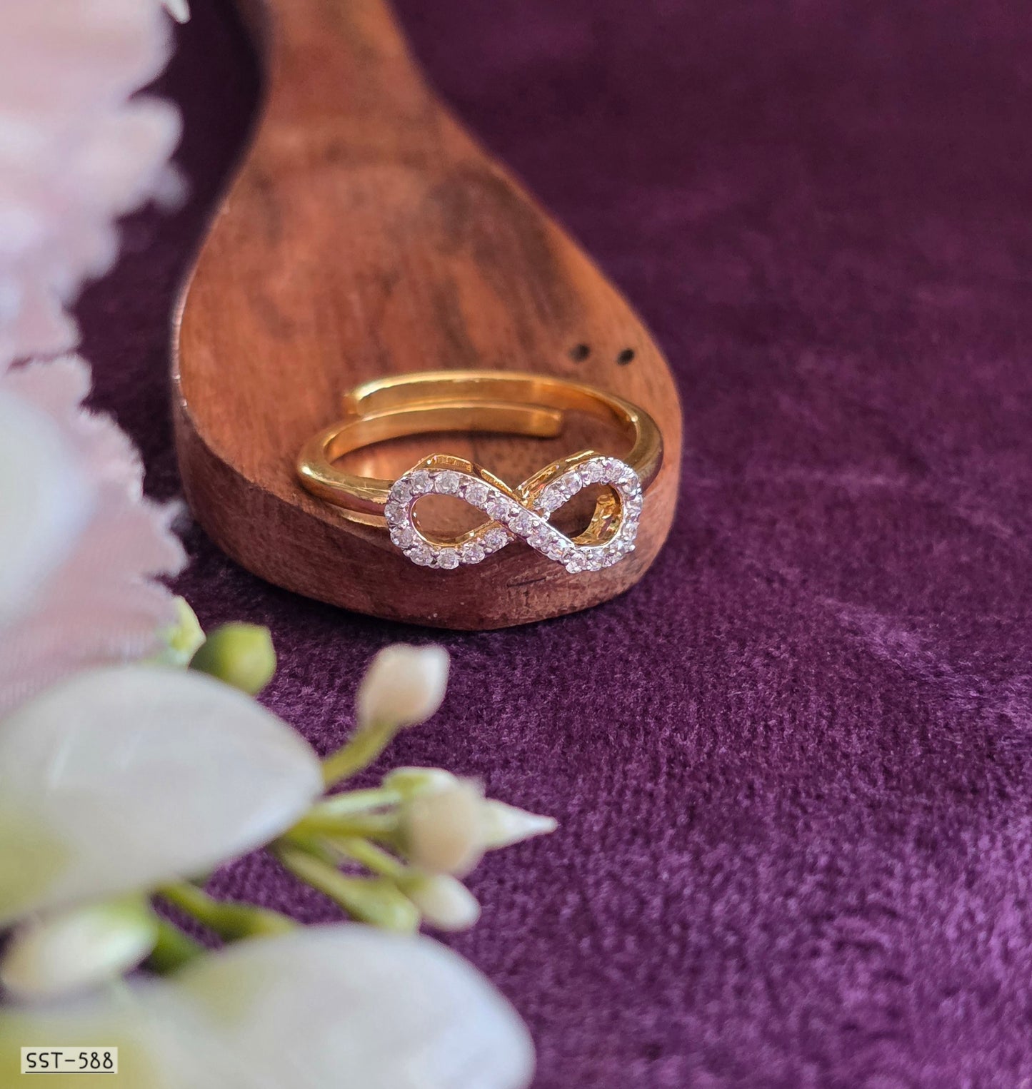 SST 588 | INFINITY DIAMOND RING