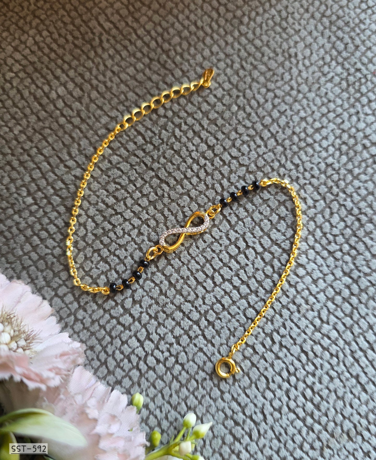 SST 592 | INFINITY HAND MANGALSUTRA