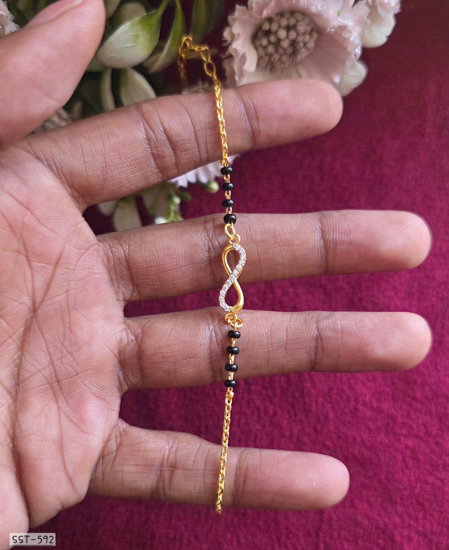 SST 592 | INFINITY HAND MANGALSUTRA