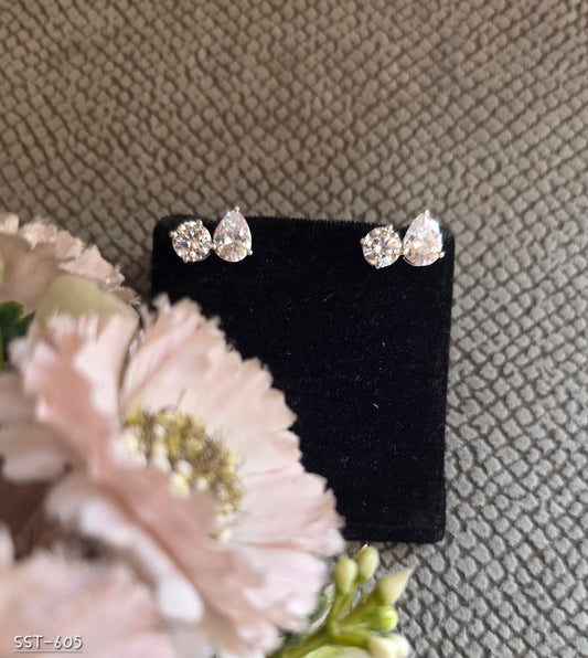 SST 605 | TIMELESS PEAR AND ROUND CUT DIAMOND STUD EARRINGS