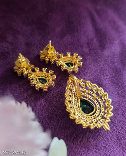 SST 302 + 162 | EARRINGS AND PENDENT SET