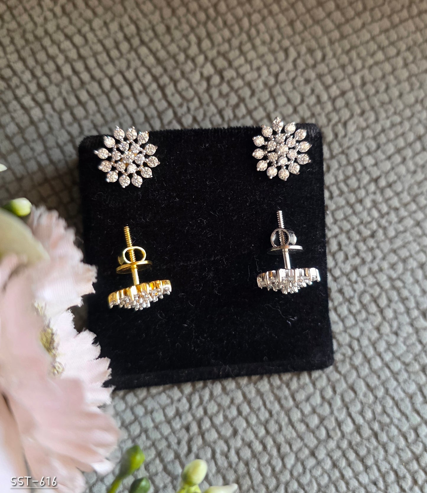 SST 616 | RADIANT FLORAL DIAMOND CLUSTER STUD EARRINGS