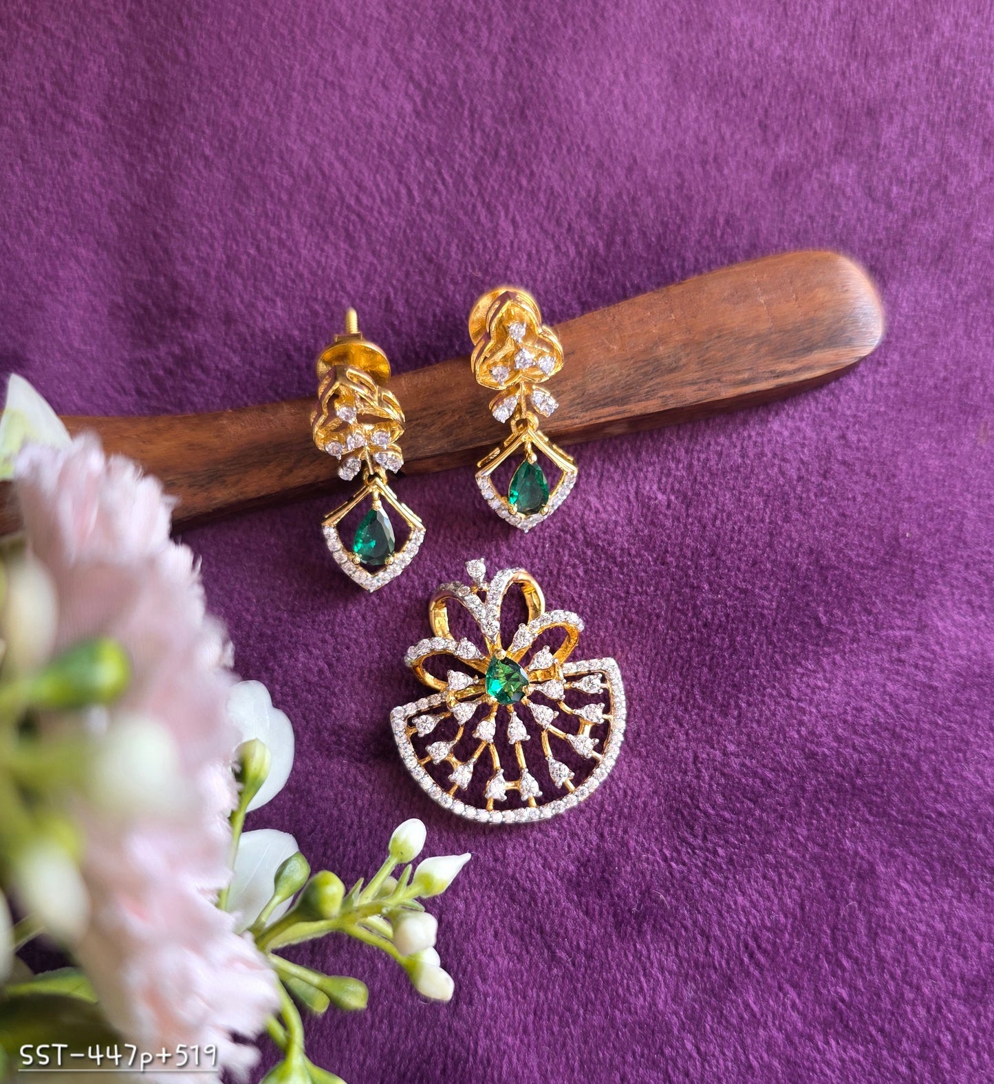 SST 447P + 519 | EARRINGS AND PENDENT SET