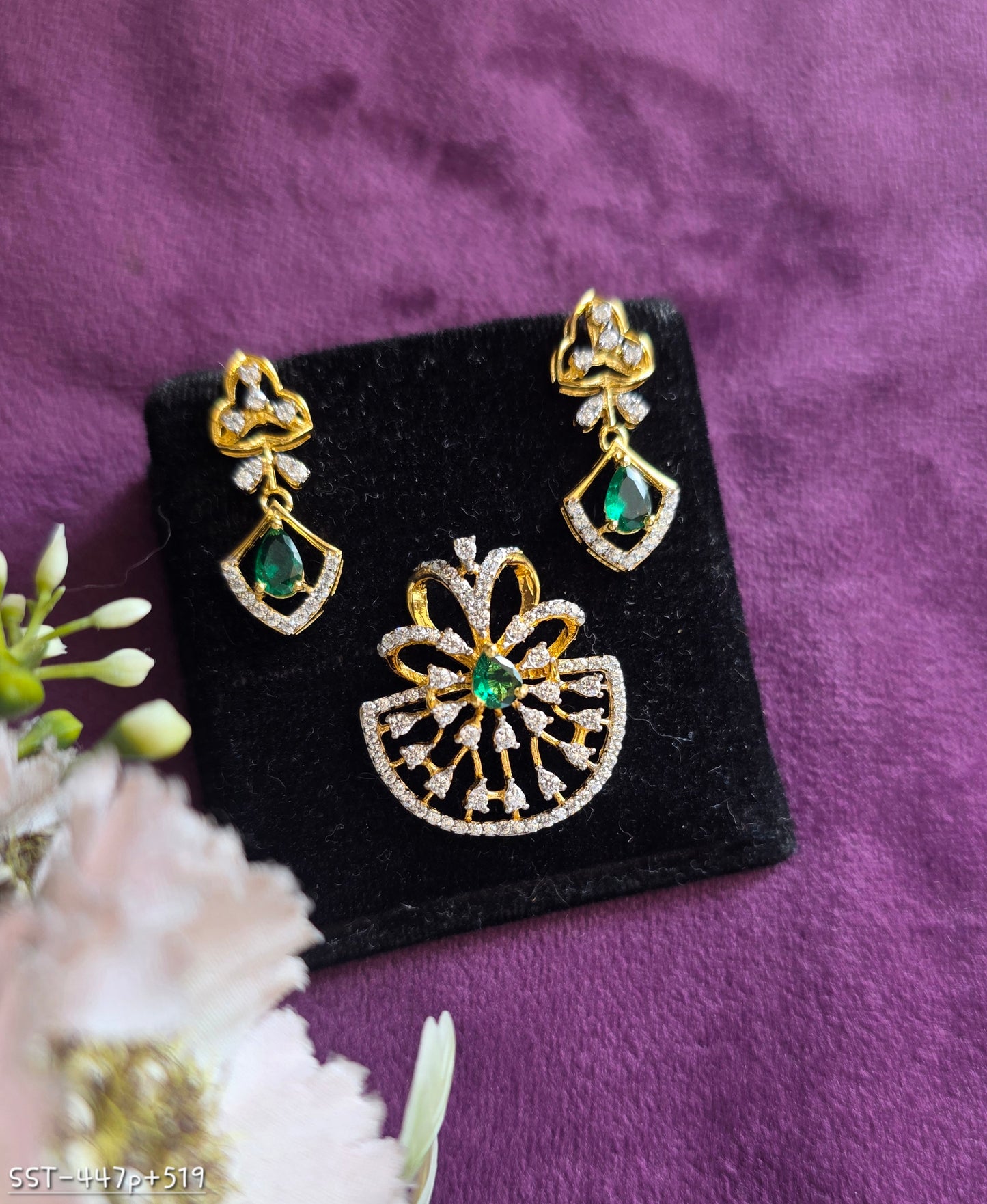 SST 447P + 519 | EARRINGS AND PENDENT SET