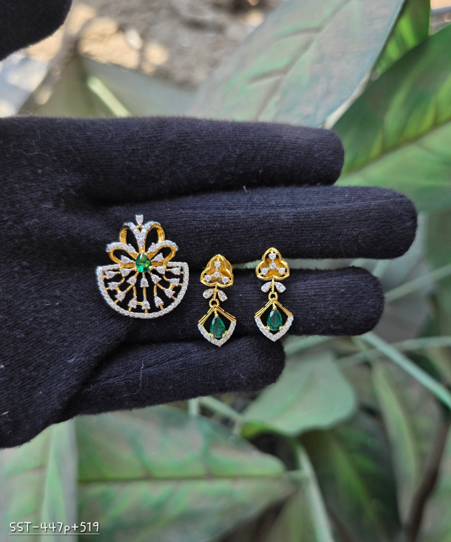 SST 447P + 519 | EARRINGS AND PENDENT SET