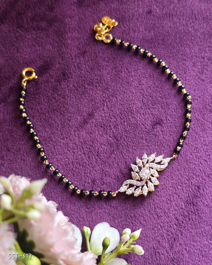 SST 617 | HAND MANGALSUTRA