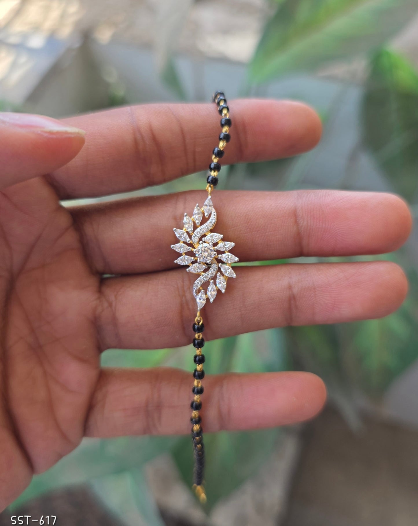 SST 617 | HAND MANGALSUTRA
