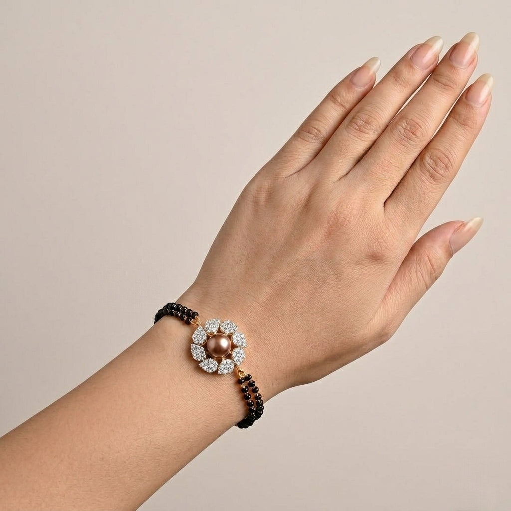 SST 113 | ELEGANT HAND MANGALSUTRA