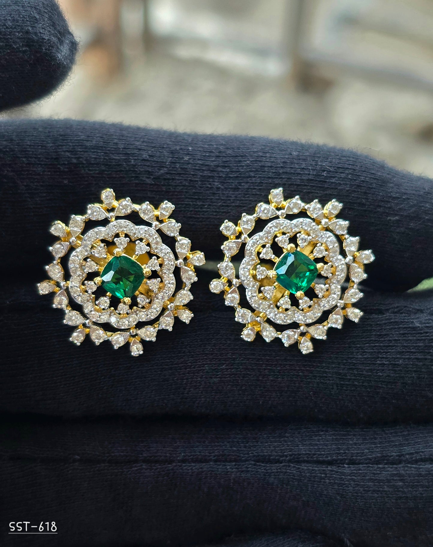 SST 618 | EARRING