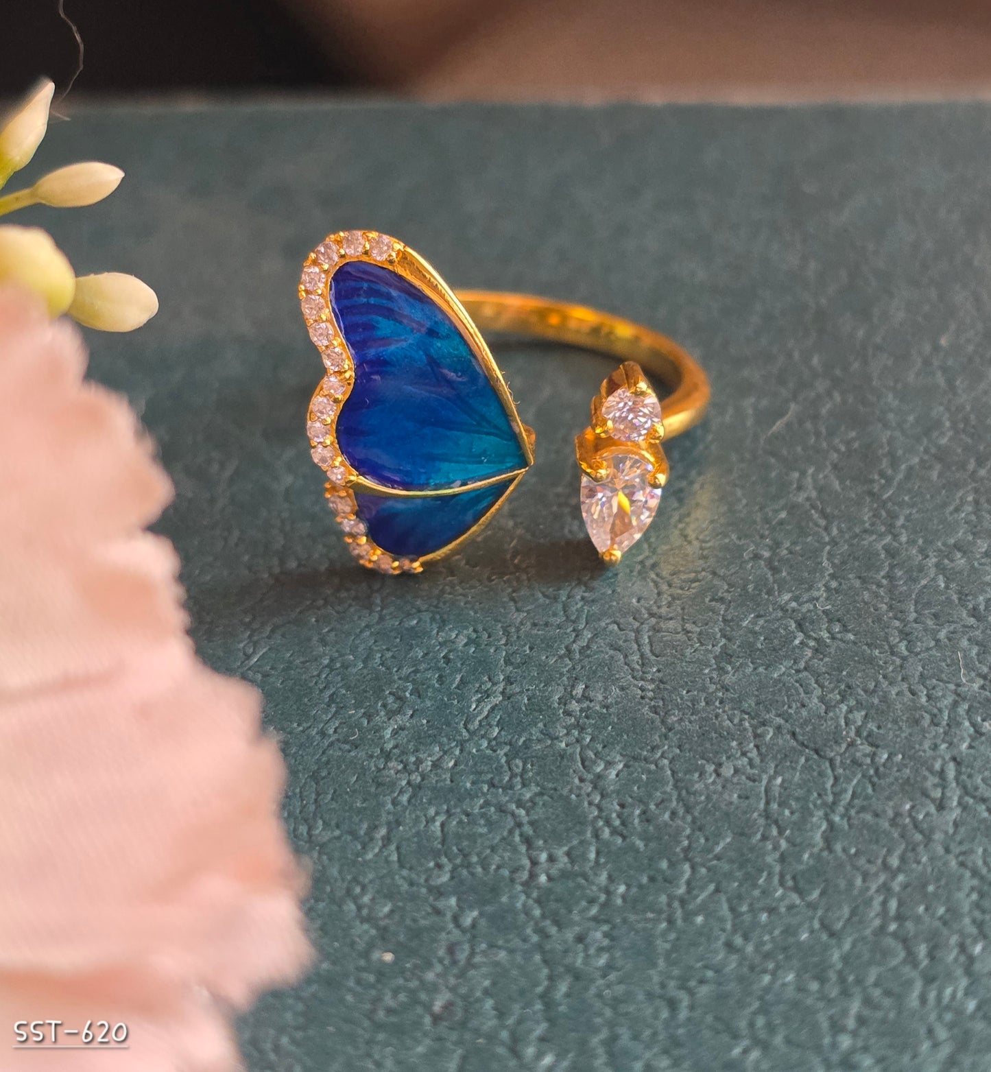 SST 620 | MIDNIGHT HEART OPEN RING