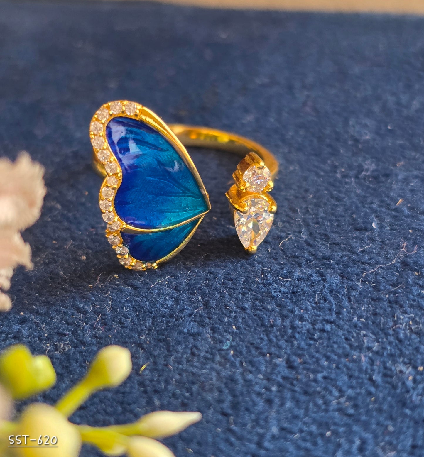SST 620 | MIDNIGHT HEART OPEN RING