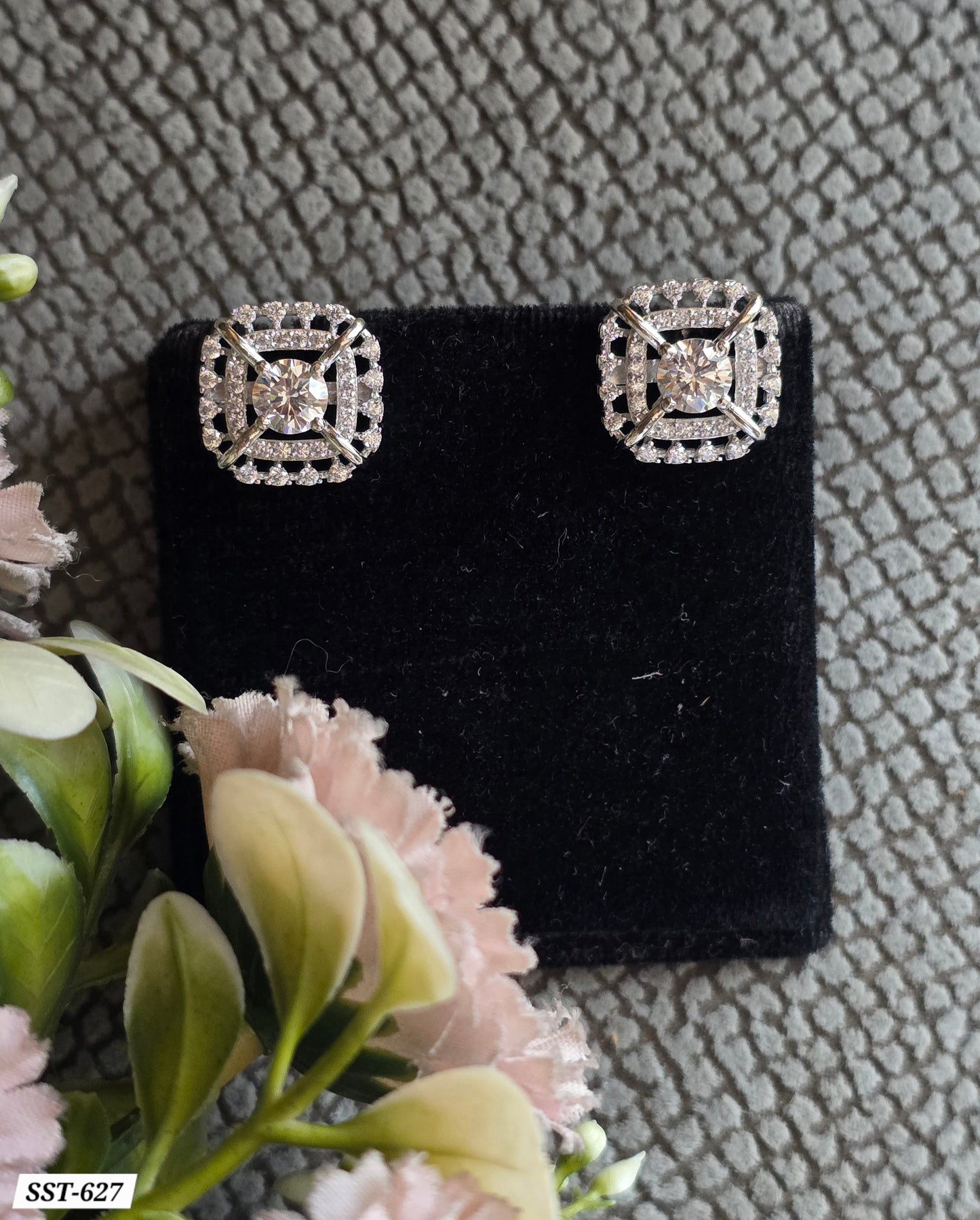 SST 627 | RADIANT HALO STUD EARRINGS