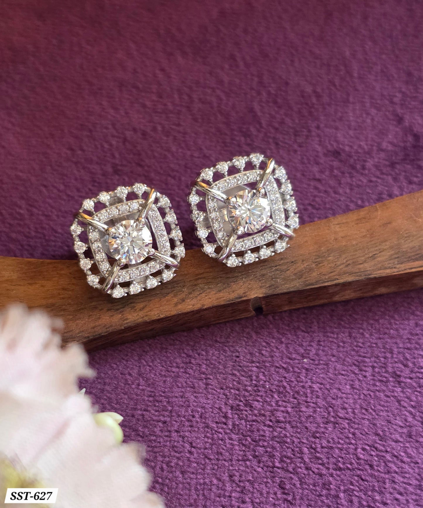 SST 627 | RADIANT HALO STUD EARRINGS