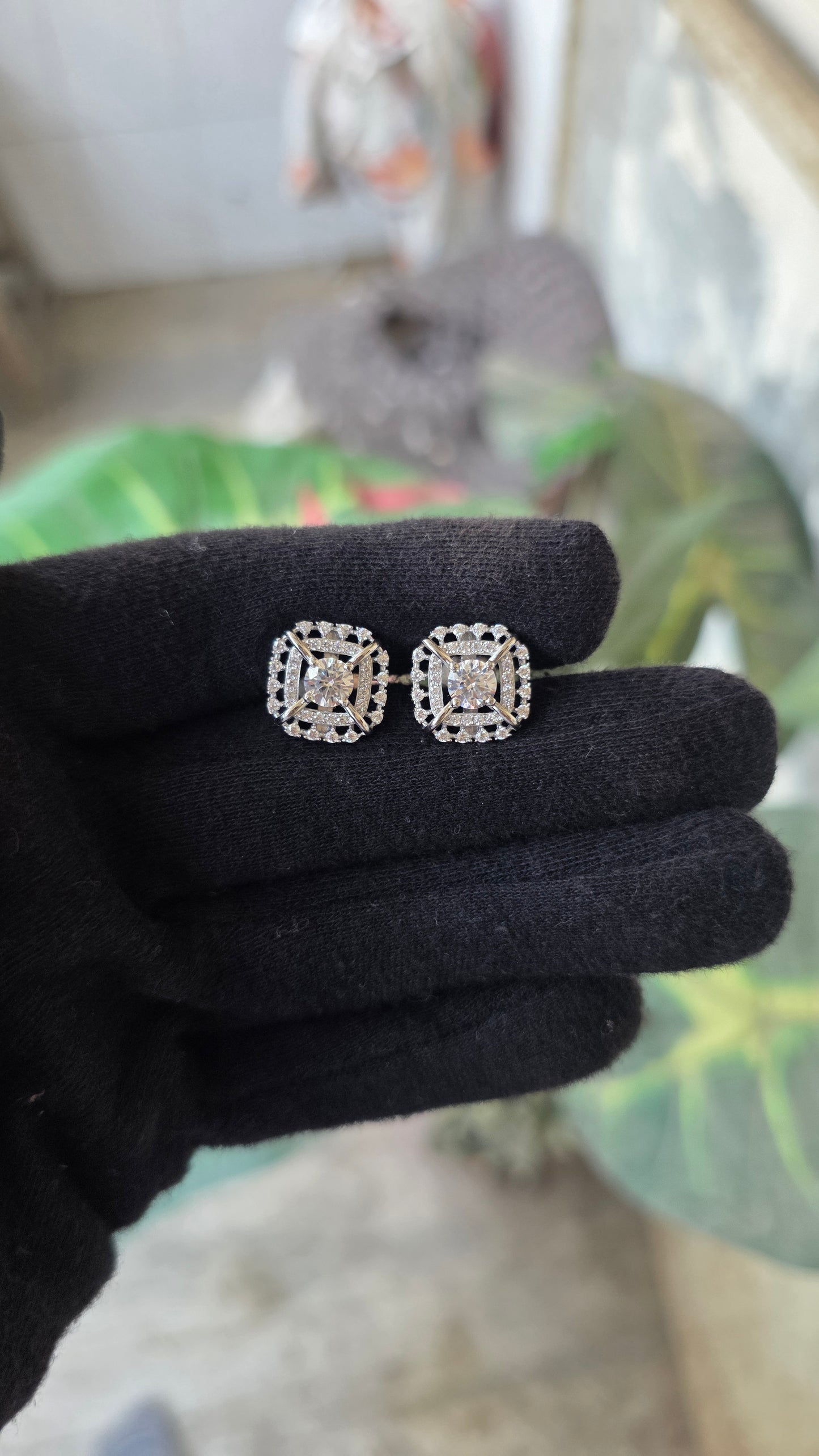 SST 627 | RADIANT HALO STUD EARRINGS