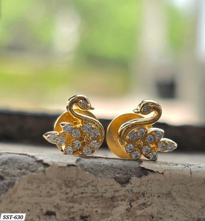 SST 630 | TINY SWAN EARRING