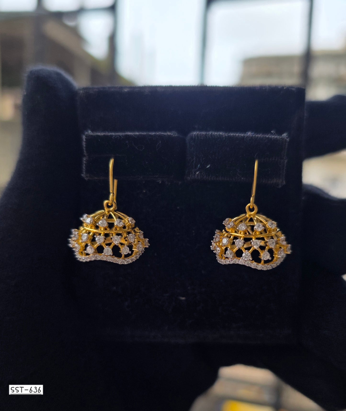 SST 636 | ROYAL DOME JHUMKI EARRINGS