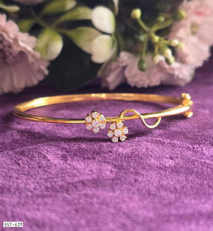 SST 639 | FLORAL DIAMOND BRACELET