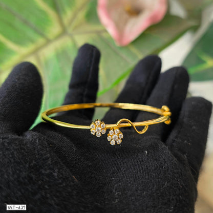 SST 639 | FLORAL DIAMOND BRACELET