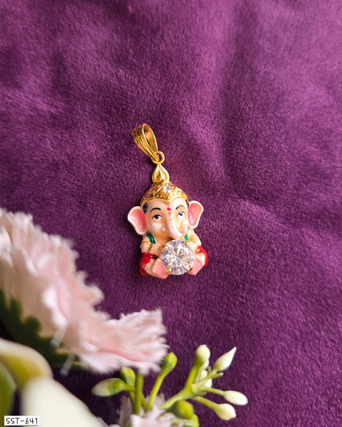 SST 641 | DIVINE GANESHA PENDANT