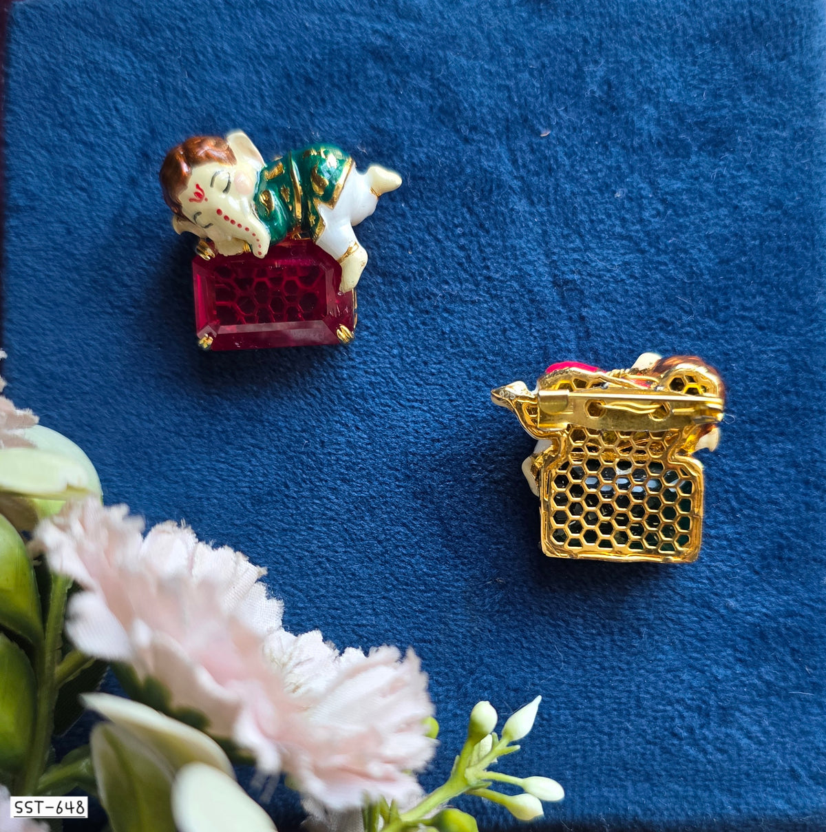 SST 648 | GANESHJI BROOCH