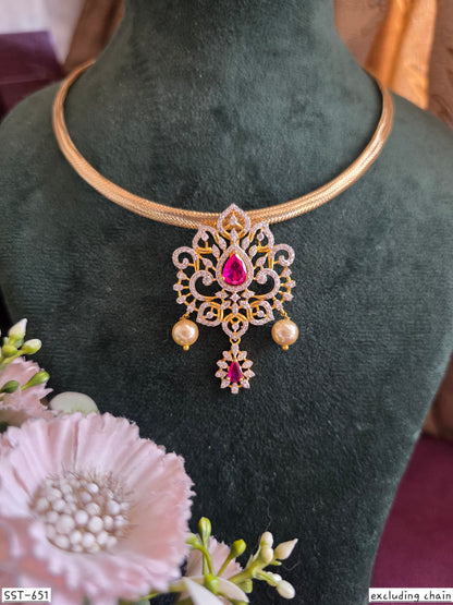 SST 651 | EMERALD PEACOCK INSPIRED STATEMENT PENDANT