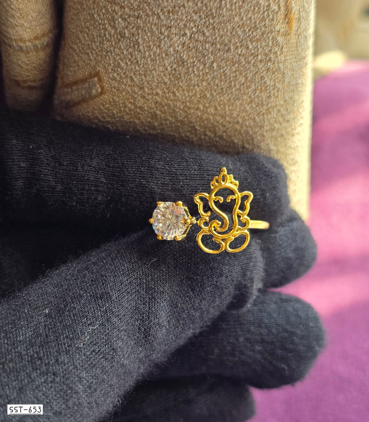 SST 653 | GANESHJI DIVINE BLESSINGS RING
