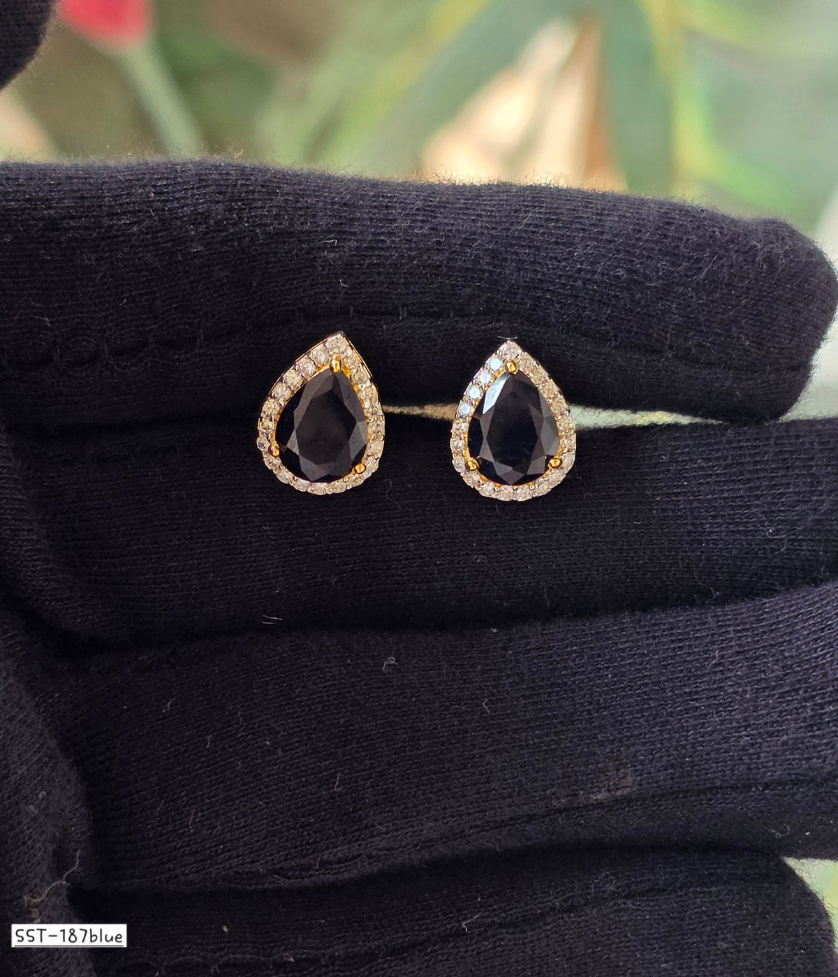 SST 187BLUE | EMERALD HALO PEAR STUD