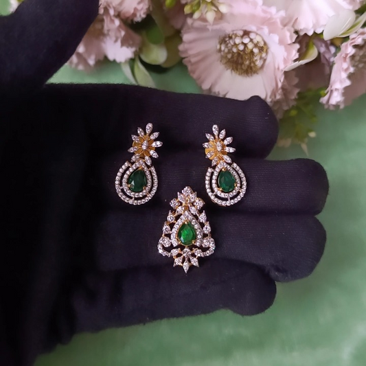SST 254 + 411 | PENDENT AND EARRINGS SET