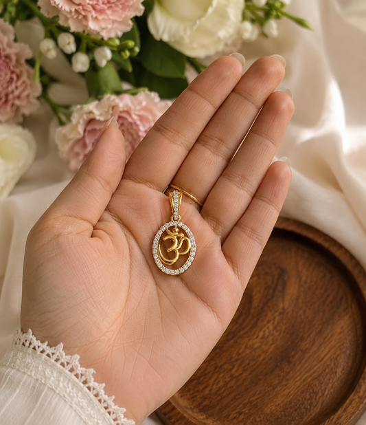 SST 614 | OM SYMBOL HALO PENDANT