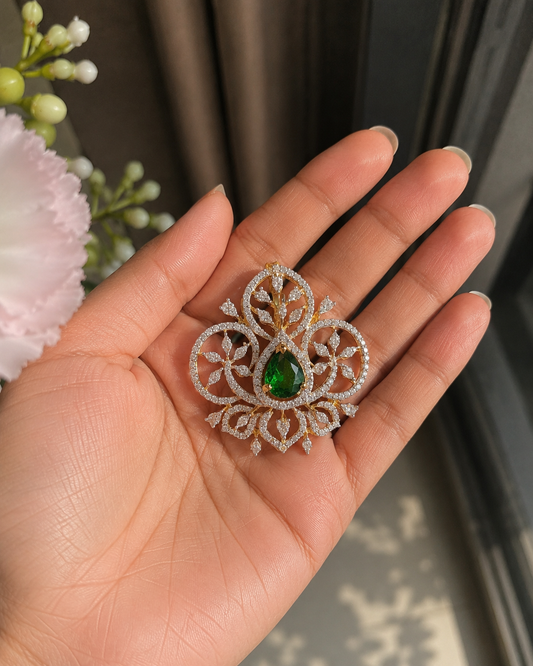 SST 398 | BEAUTIFUL EMERALD PENDANT