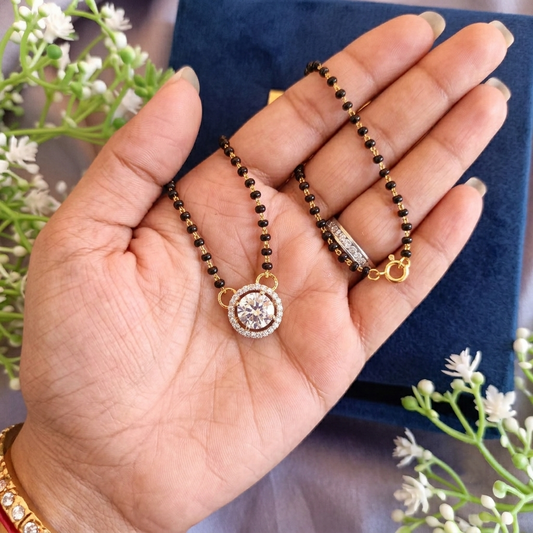 SST 001BB | SINGLE LINE CHAIN HALO MANGALSUTRA
