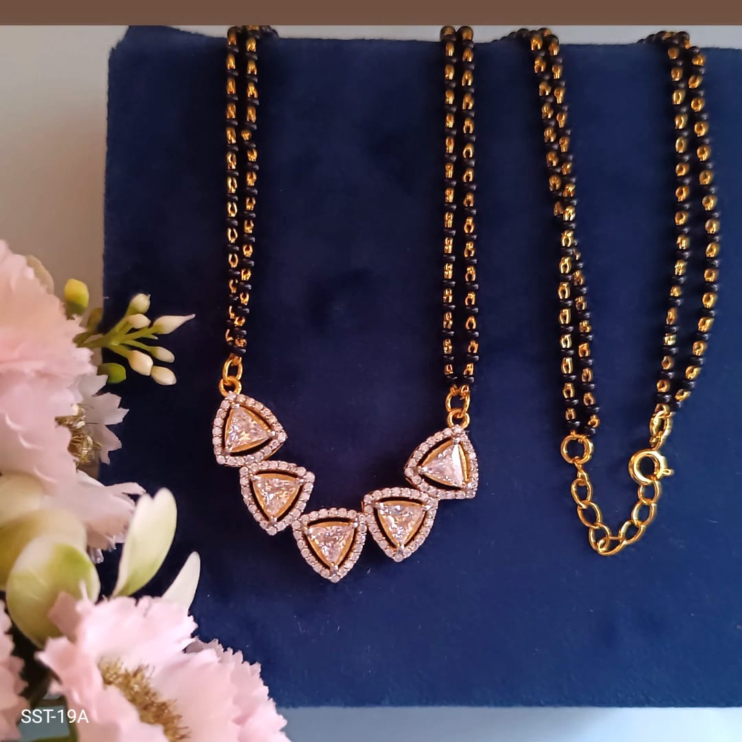 SST 19A | TRADITIONAL TRAIANGLE DOUBLE LINE CHAIN MANGALSUTRA
