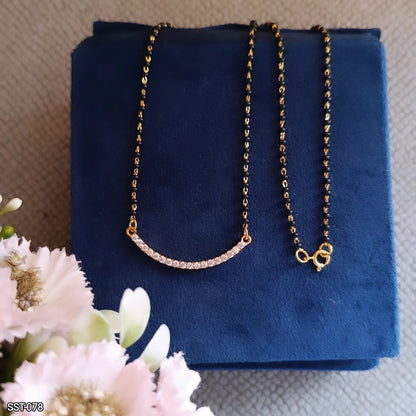 SST 078 | CURVED SPARKLE MANGALSUTRA
