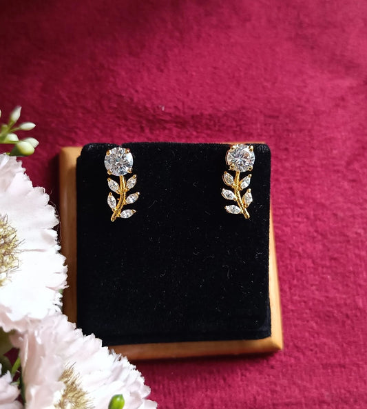 SST 335 | LEAF DESIGN EARRINGS