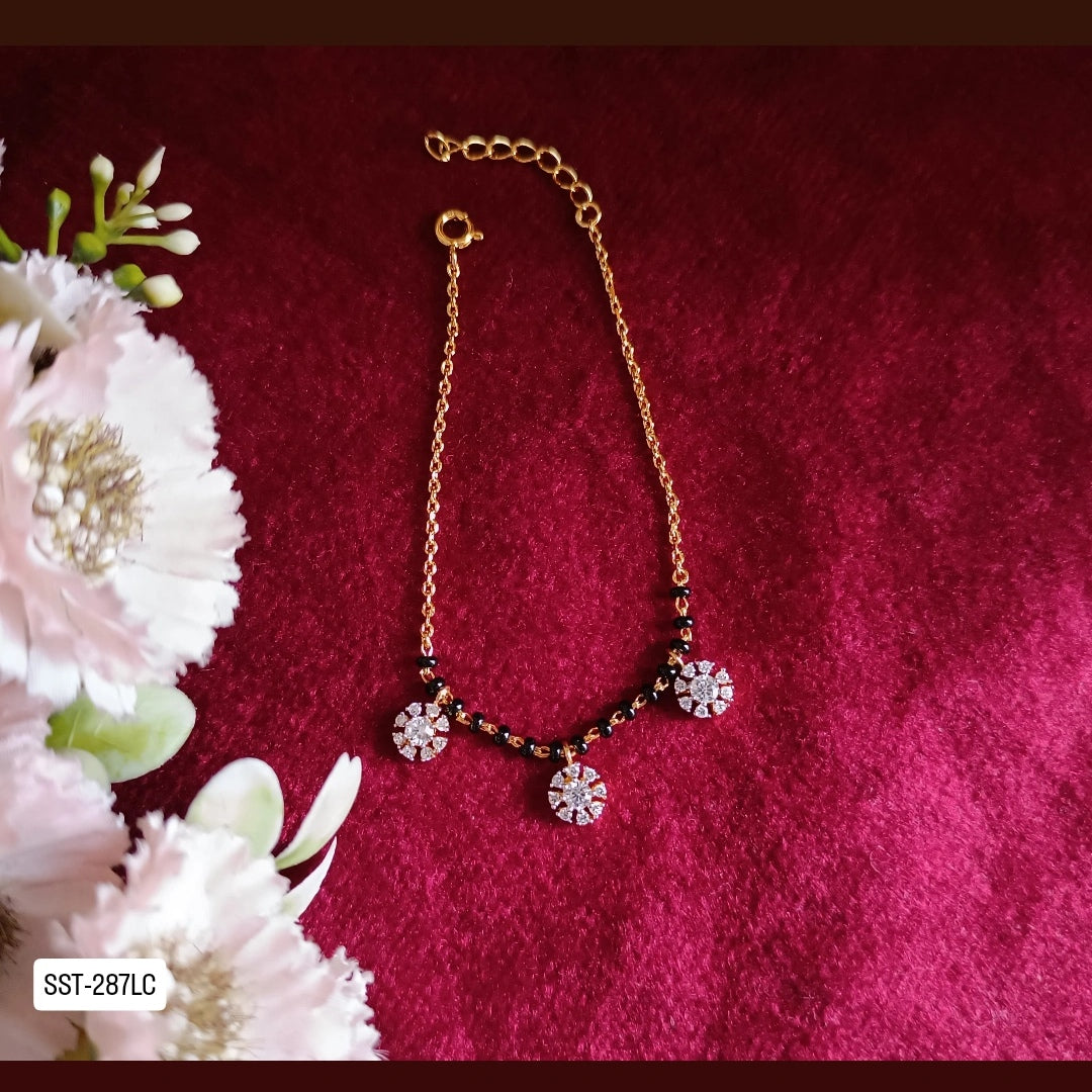 SST 287LC | HAND CHAIN BLACK BEADS BRACELET
