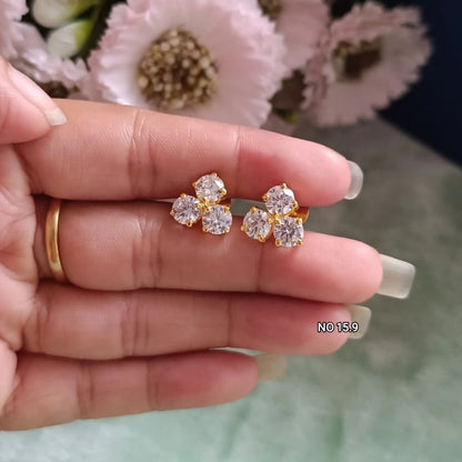 SST 184 | THREE-STONE DIAMOND CLUSTER EARRINGS
